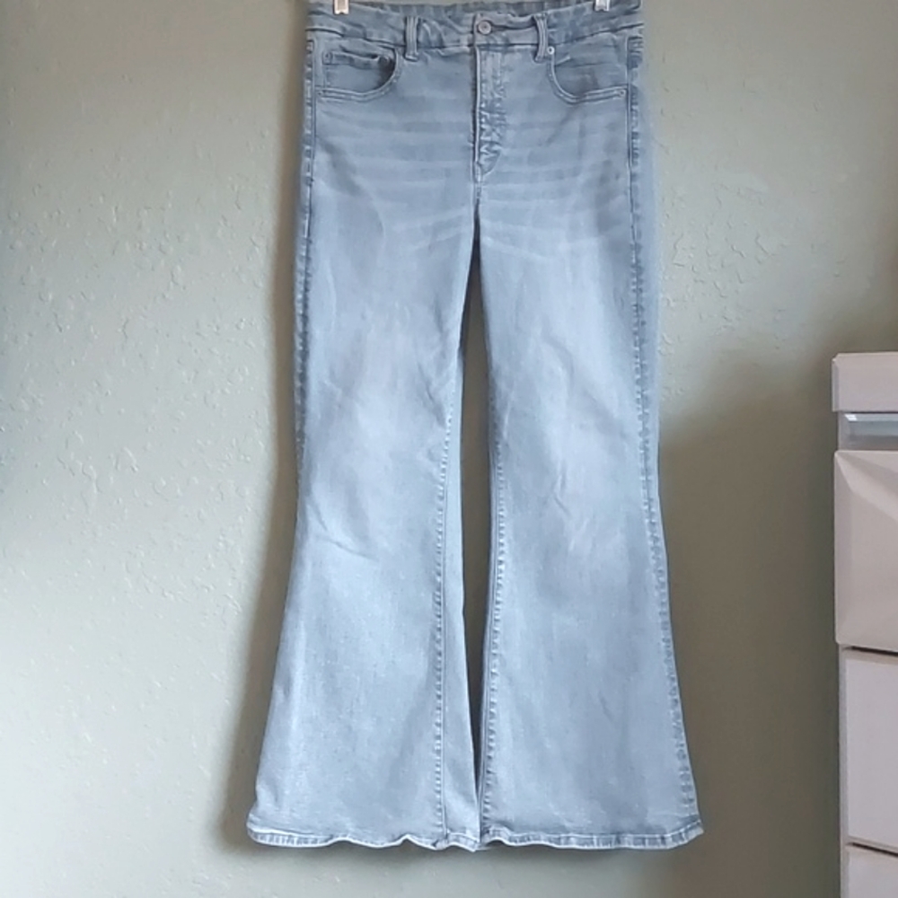 American Eagle Super Hi Rise Flare Sz 12 NWOT